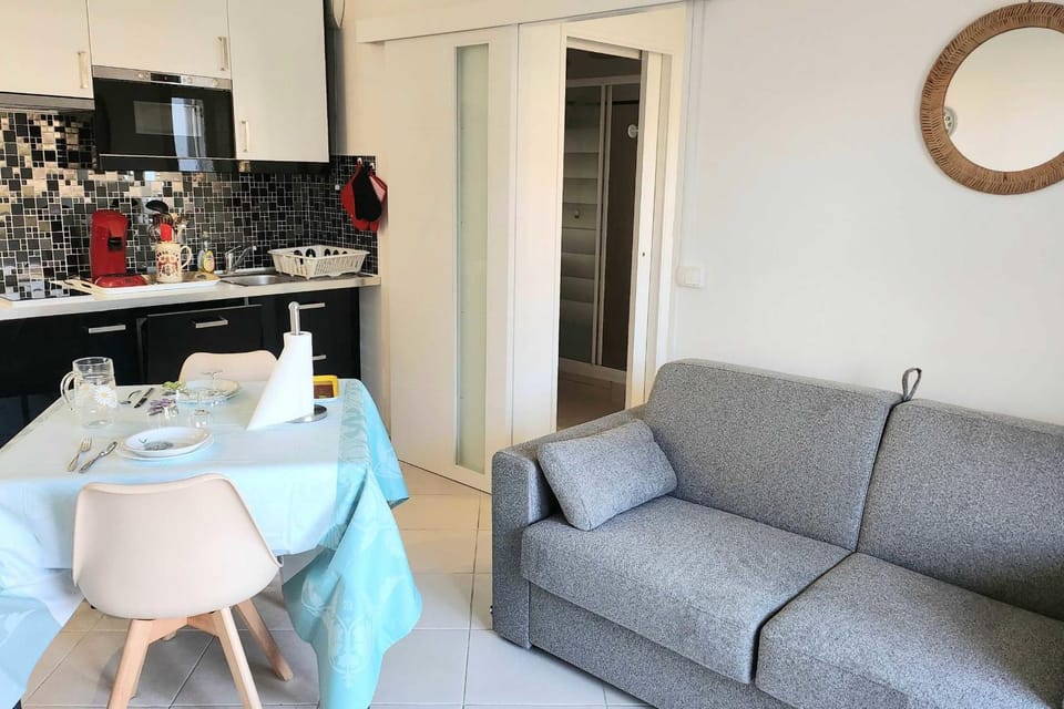 Nice T2 with balcony - near beach Apartment in Cabourg