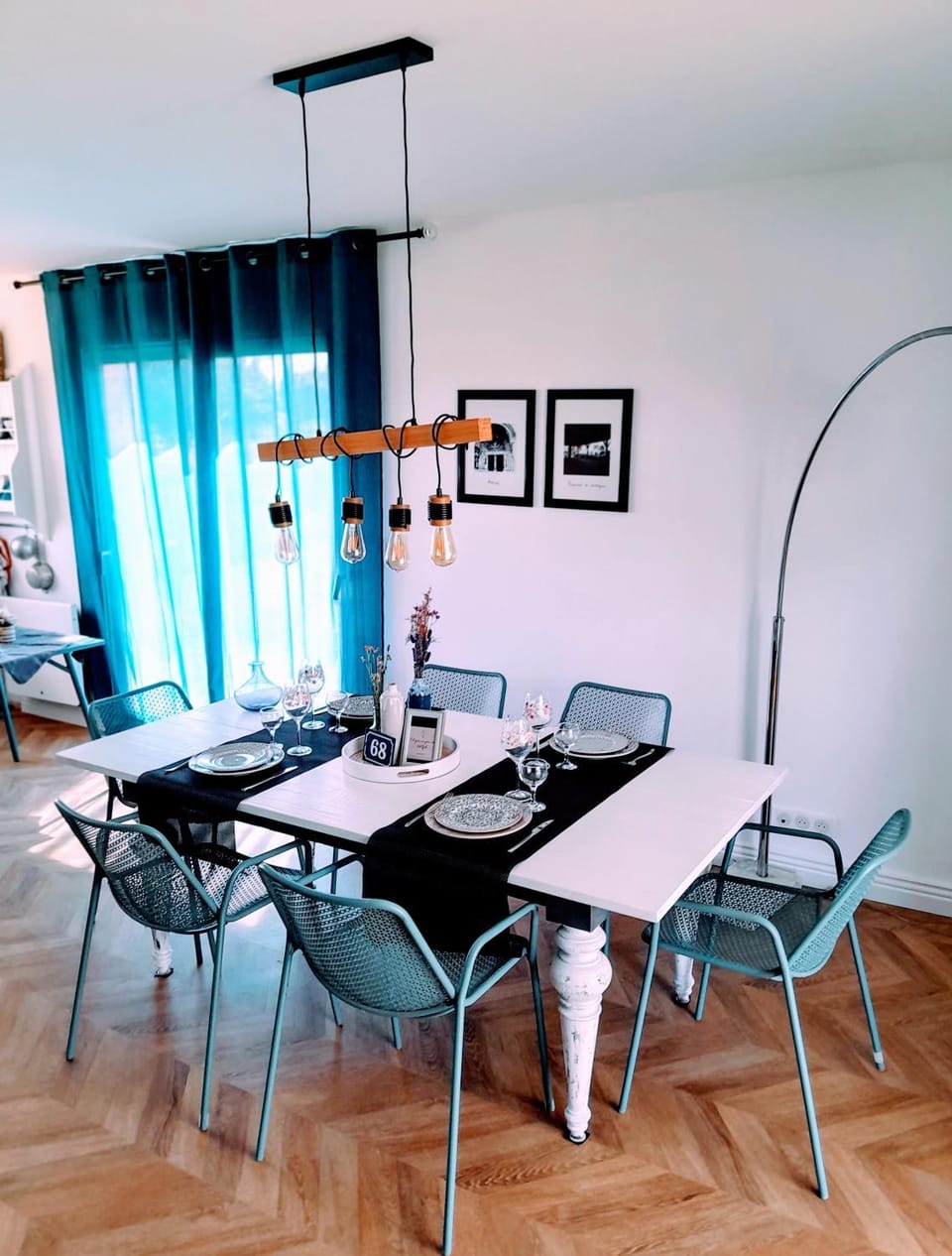Living room, Dining area