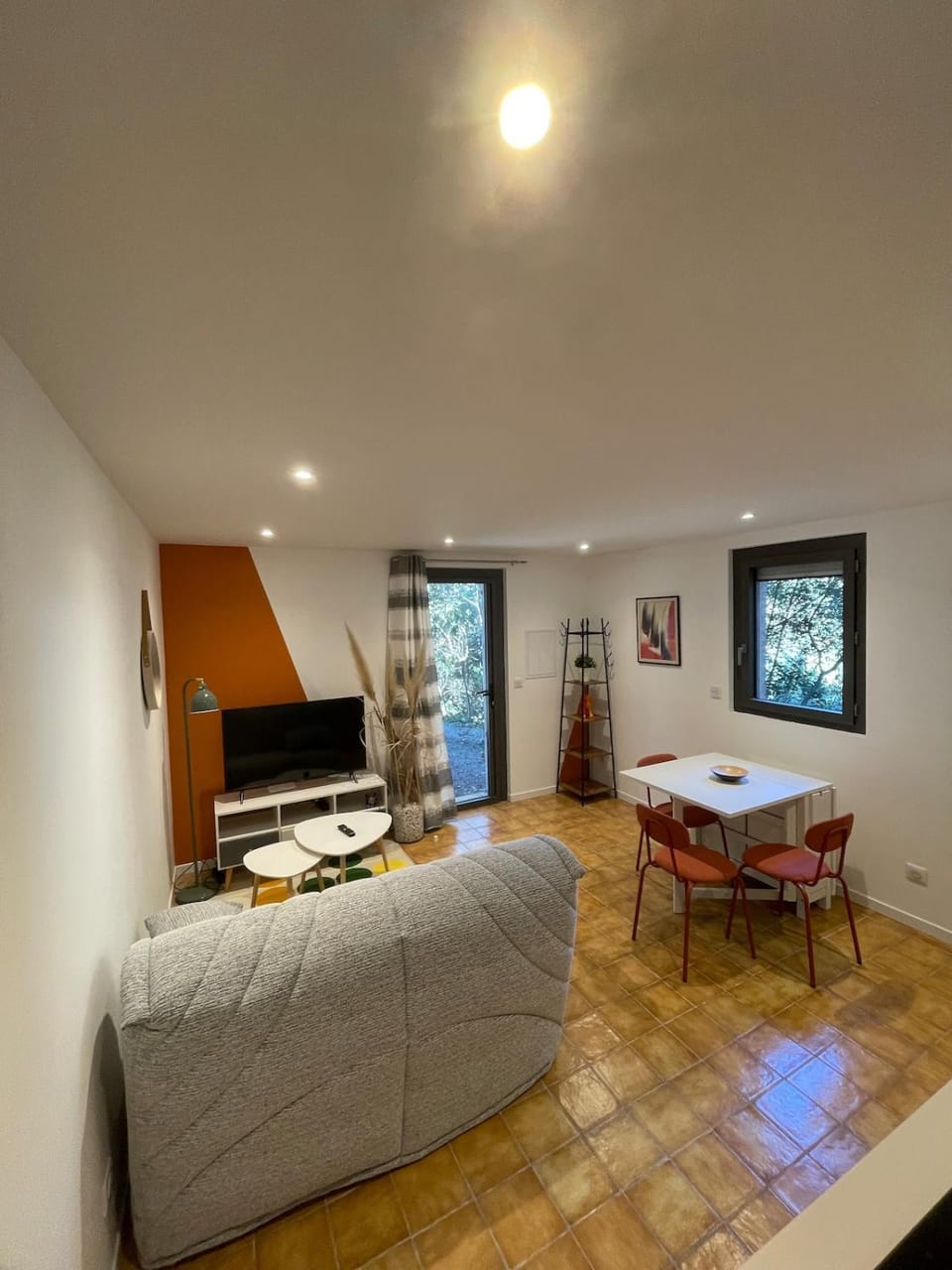 Studio indépendant Boulouris Apartment in Saint-Raphael