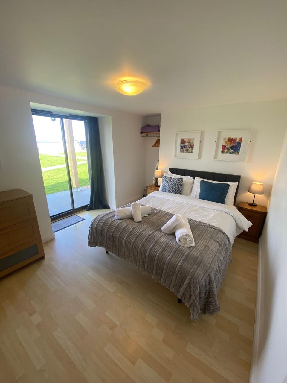 Dolphin Bay Suites Apartment in Scotland