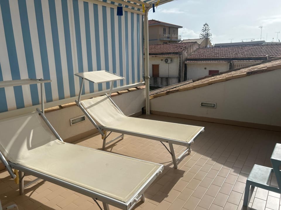 Patio, Balcony/Terrace, Balcony/Terrace