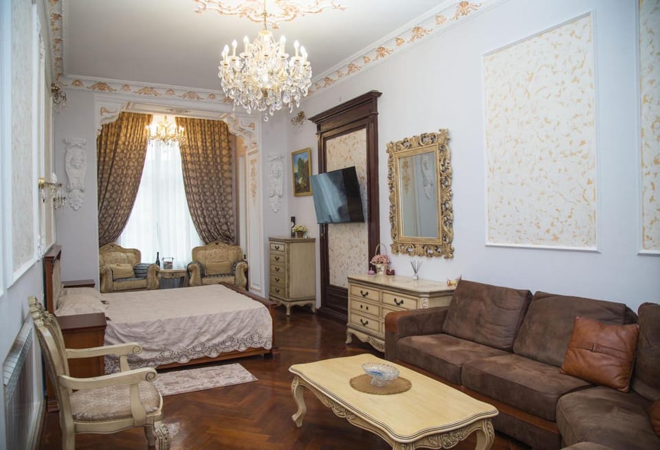 TV and multimedia, Photo of the whole room, Seating area