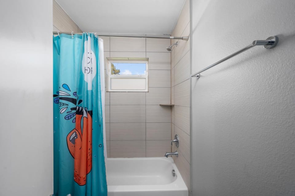 Bright and Cozy Med Center Apartment Apartment in Houston