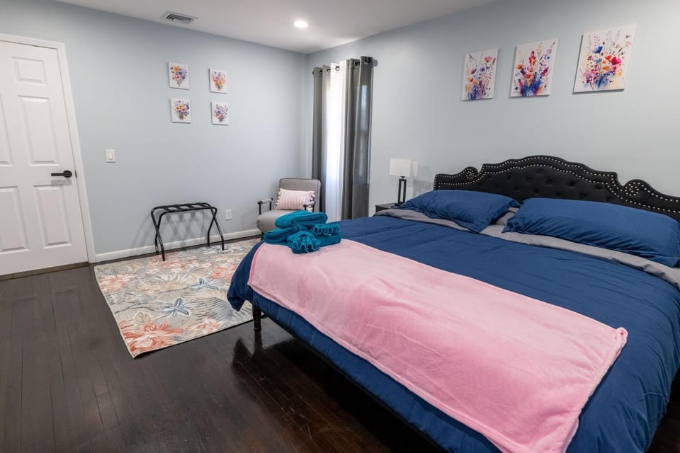 Cozy Apt Lake Park Station Airport Hospital NJ NYC Apartment in Rahway