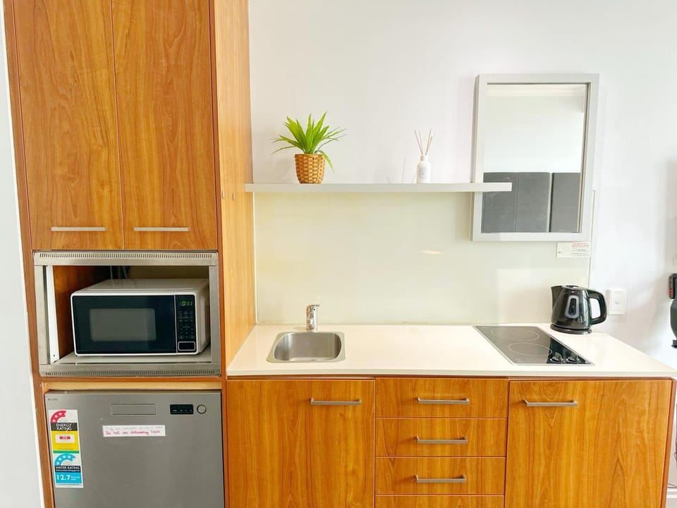 Legends Privately Managed Units Apartment in Surfers Paradise