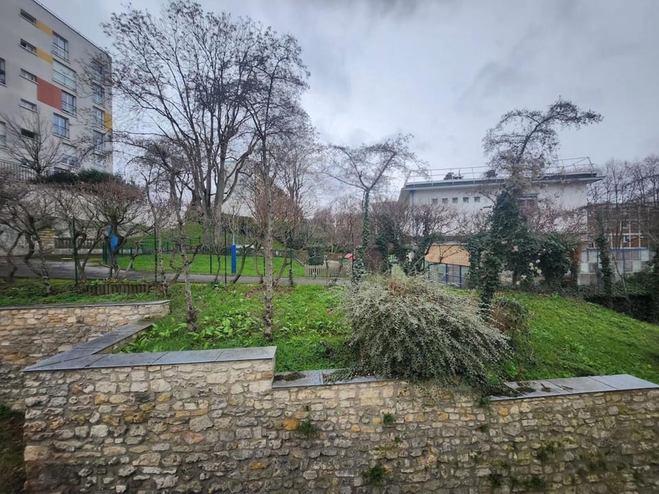 Beau 2-pieces rch très proche de Paris Apartment in Île-de-France