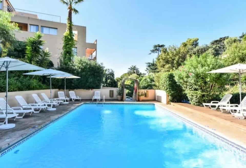 Villa Livia - Citea - Groupe Pierre & Vacances Tourisme Piscine et mer à proximité - Résidence rénovée Vacation rental in Cannes