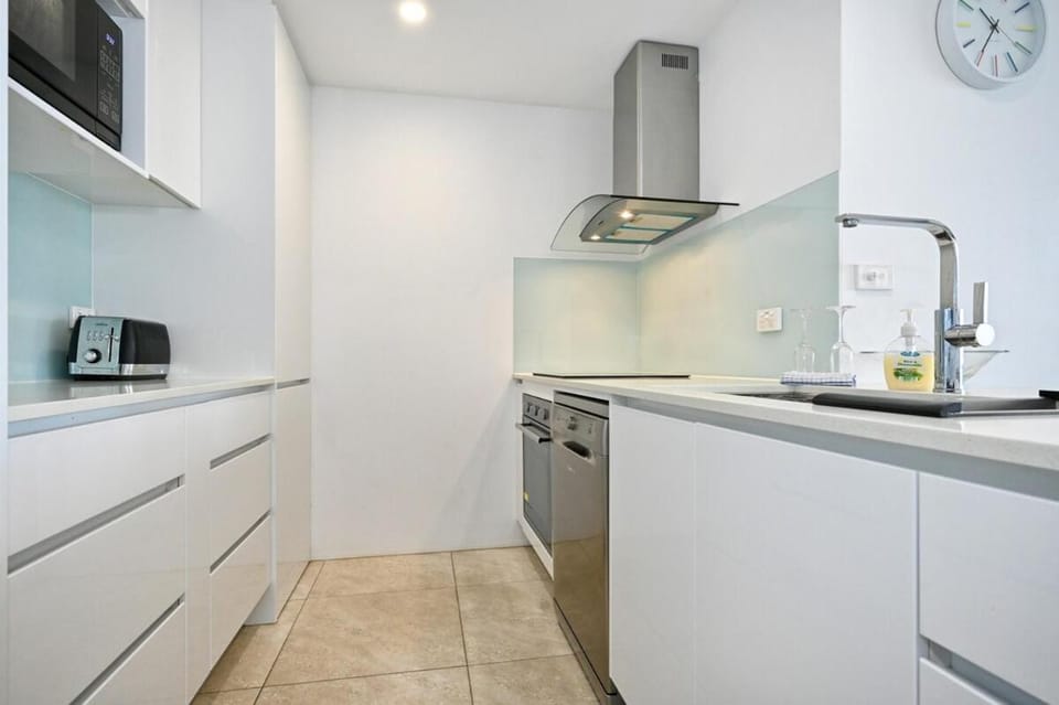 Alex Heads Beachfront Bliss Apartment in Sunshine Coast