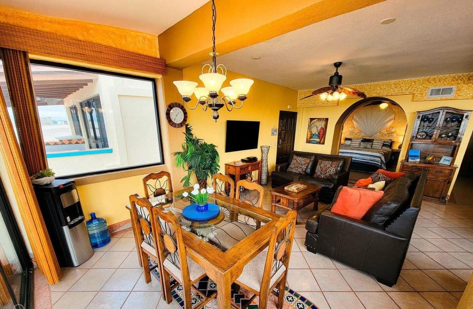 Living room, Seating area, Dining area