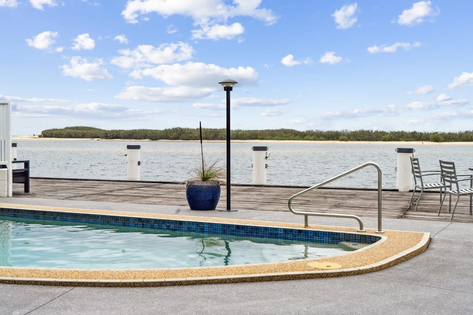 Natural landscape, Lake view, Pool view, River view, Swimming pool, Swimming pool