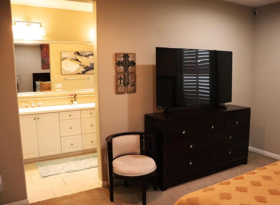 Pretty Relaxed Me House in Placentia