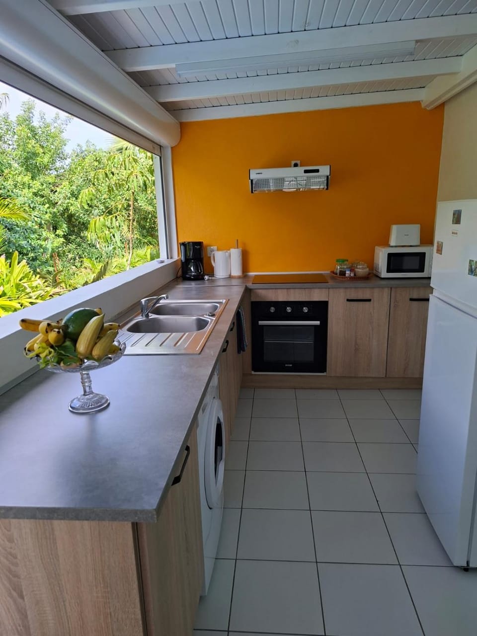 Kitchen or kitchenette, kitchen