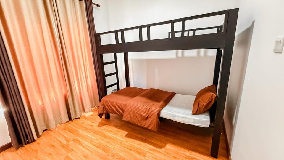 bunk bed