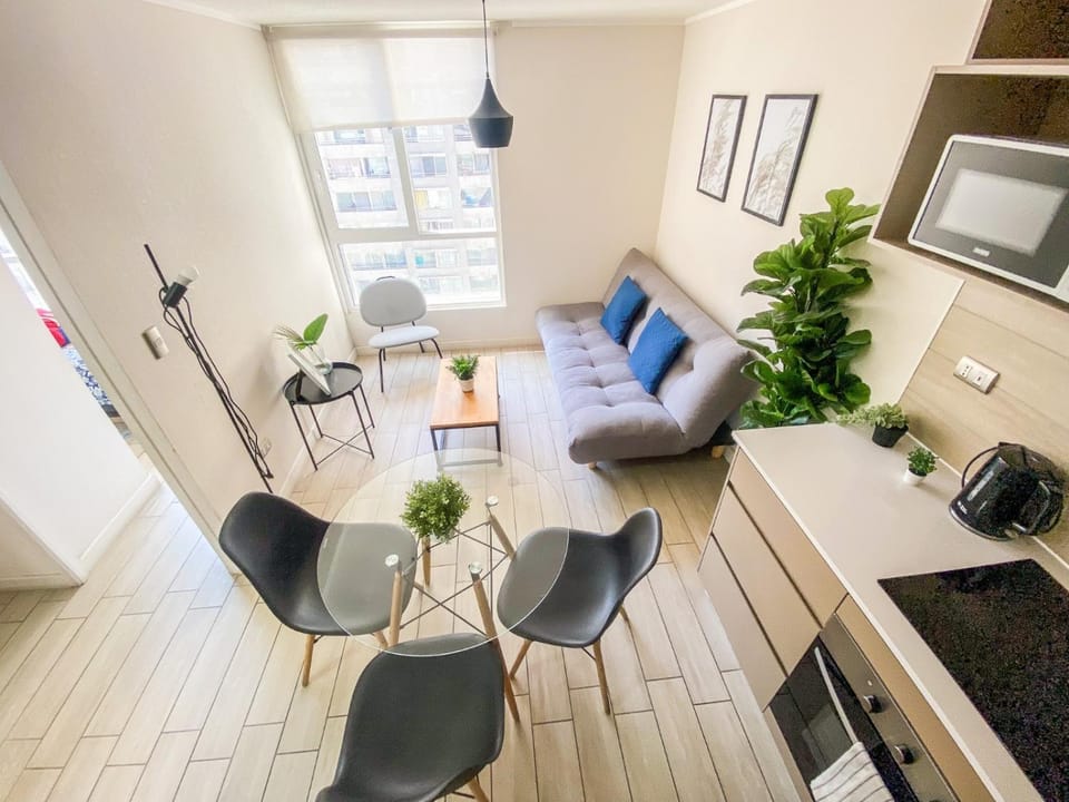 Kitchen or kitchenette, Living room, Dining area