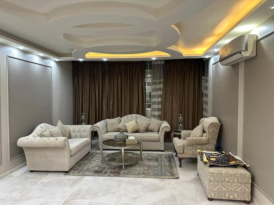 Seating area, air conditioner