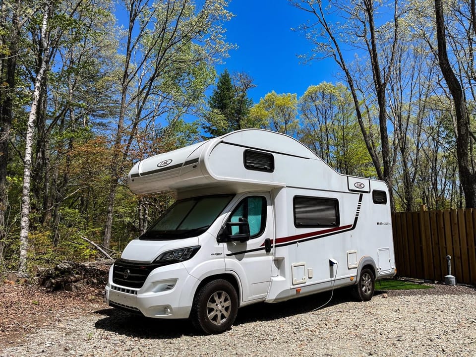 Glampeak Kitakaruizawa Campground/ 
RV Resort in Japan