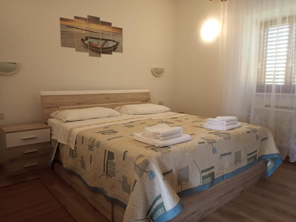 Apartments Vodarić Loznati Apartment in Primorje-Gorski Kotar County