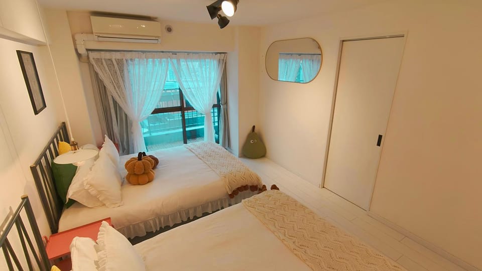 Bed, Photo of the whole room, Bedroom, air conditioner