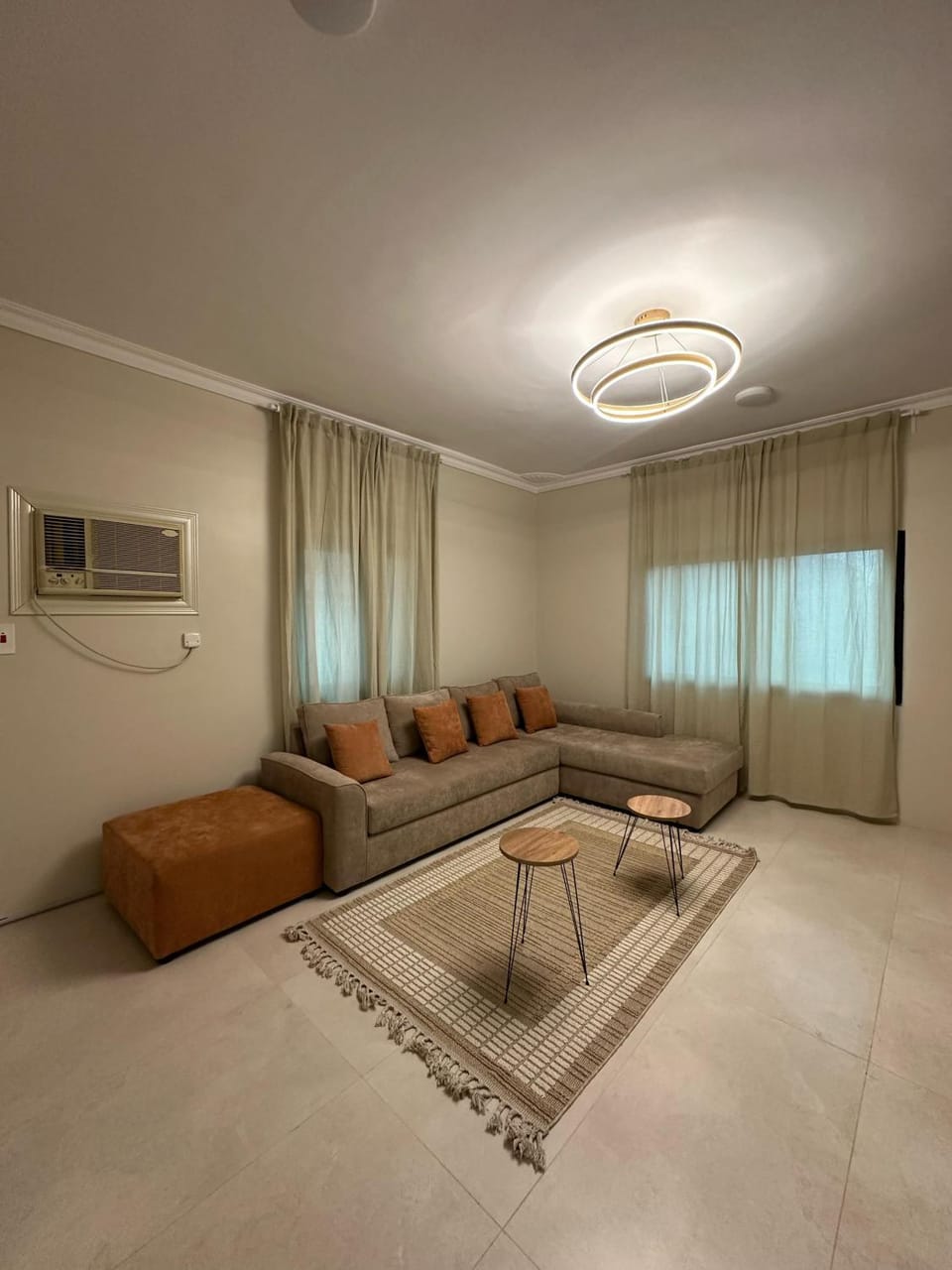 Living room, Seating area, air conditioner