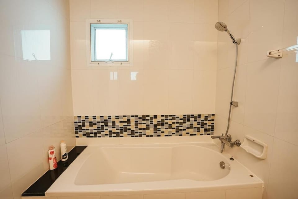 906 Bangkok City Center Single Pool Villa BTS Asok 5 Bedrooms 6 Bathrooms Villa in Bangkok