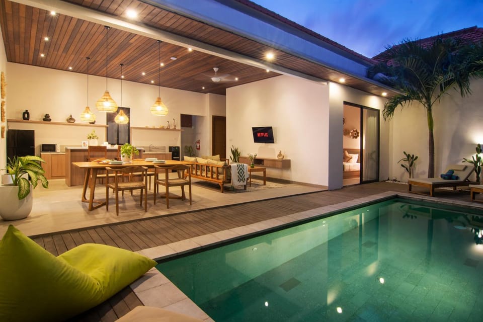 Patio, Natural landscape, Living room, Seating area, Dining area, Pool view