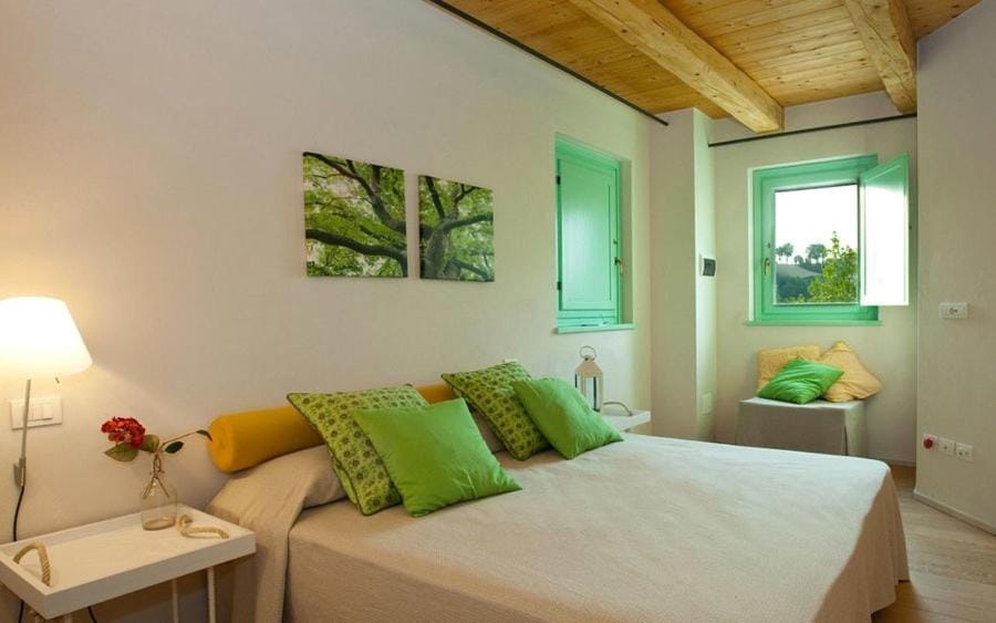 Villa con Piscina, Relax e Natura nelle Marche by WeHostYou Villa in Marche