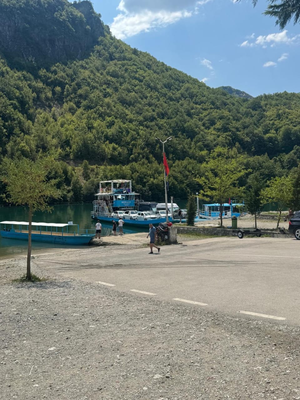 Guest House Besi Bed and Breakfast in Montenegro