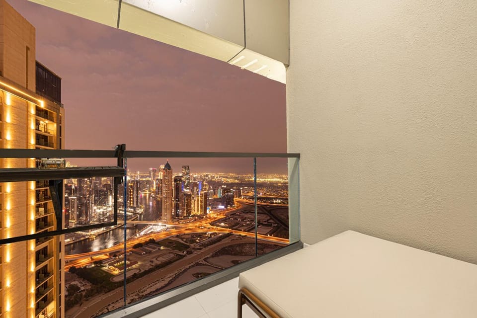 Balcony/Terrace, City view