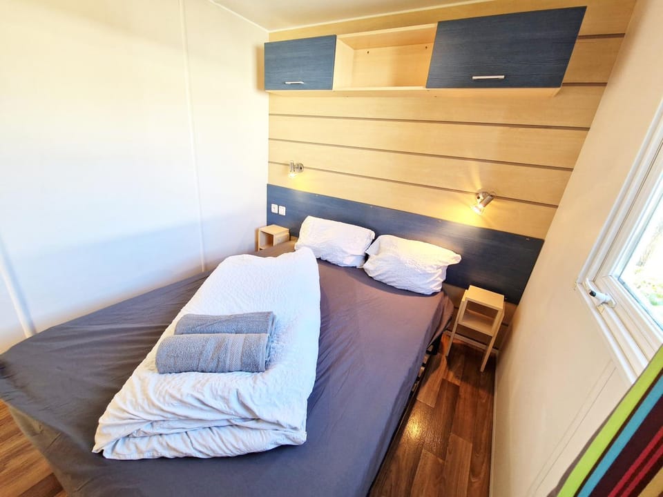 Mobile Home Deluxe mit Klimaanlage, Bettwäsche und WiFi House in Ortenau