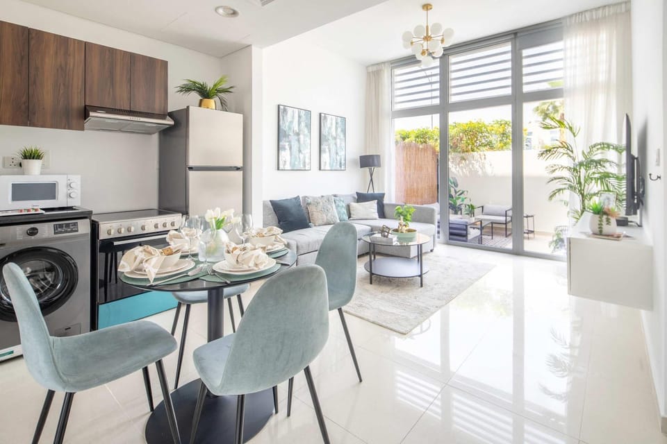 Frank Porter - Avencia 44 Apartment in Dubai
