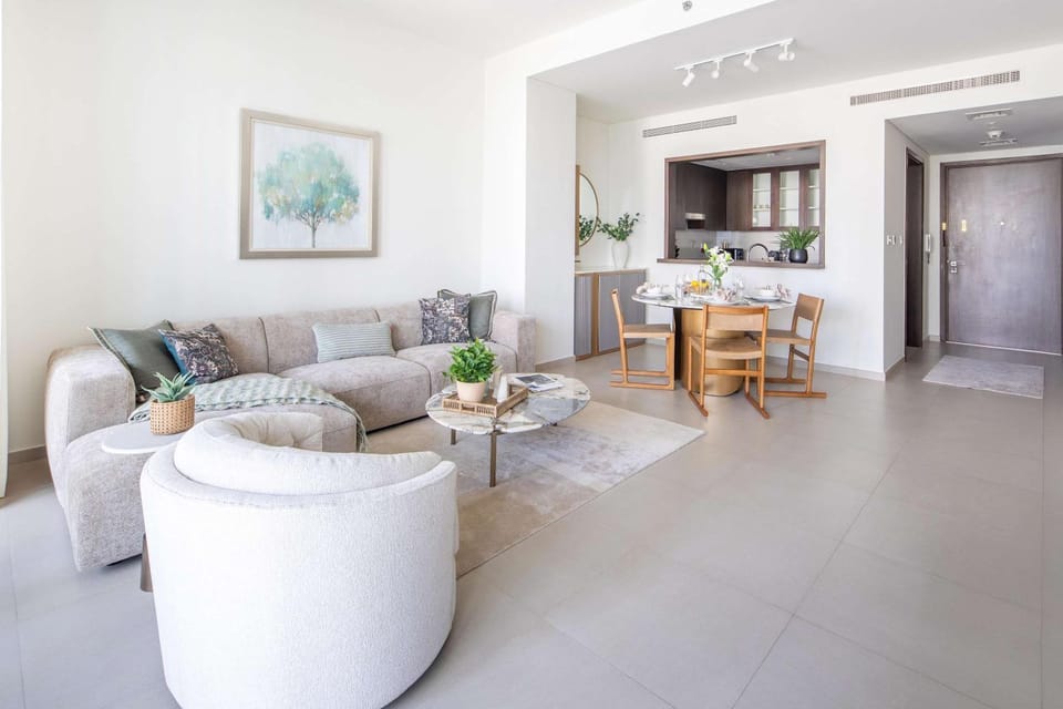 Frank Porter - Boulevard Heights Apartment in Dubai