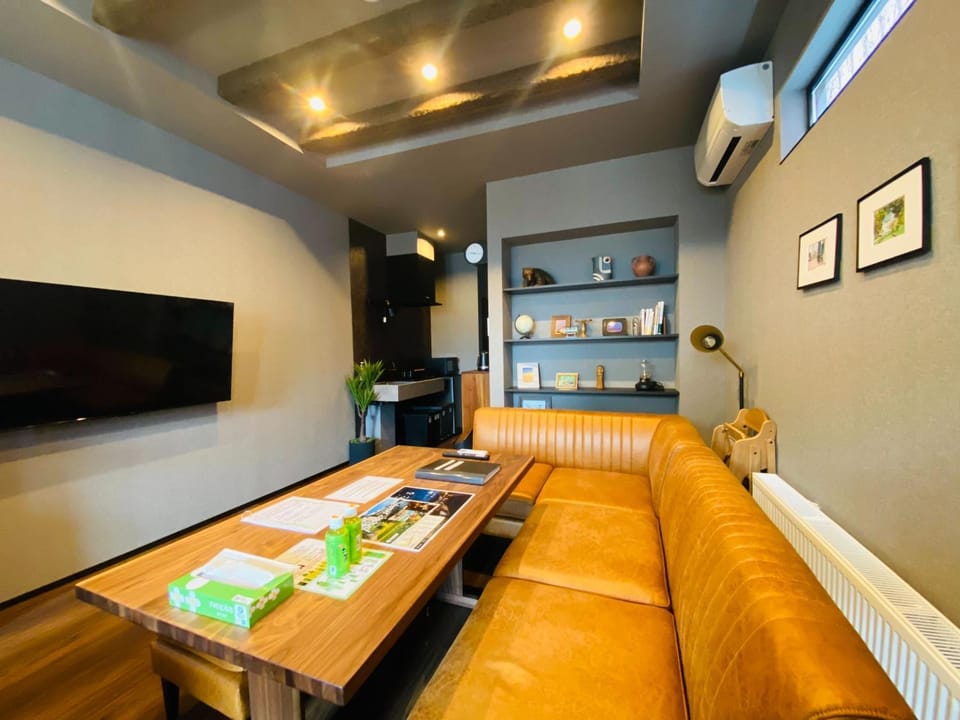 Living room, air conditioner