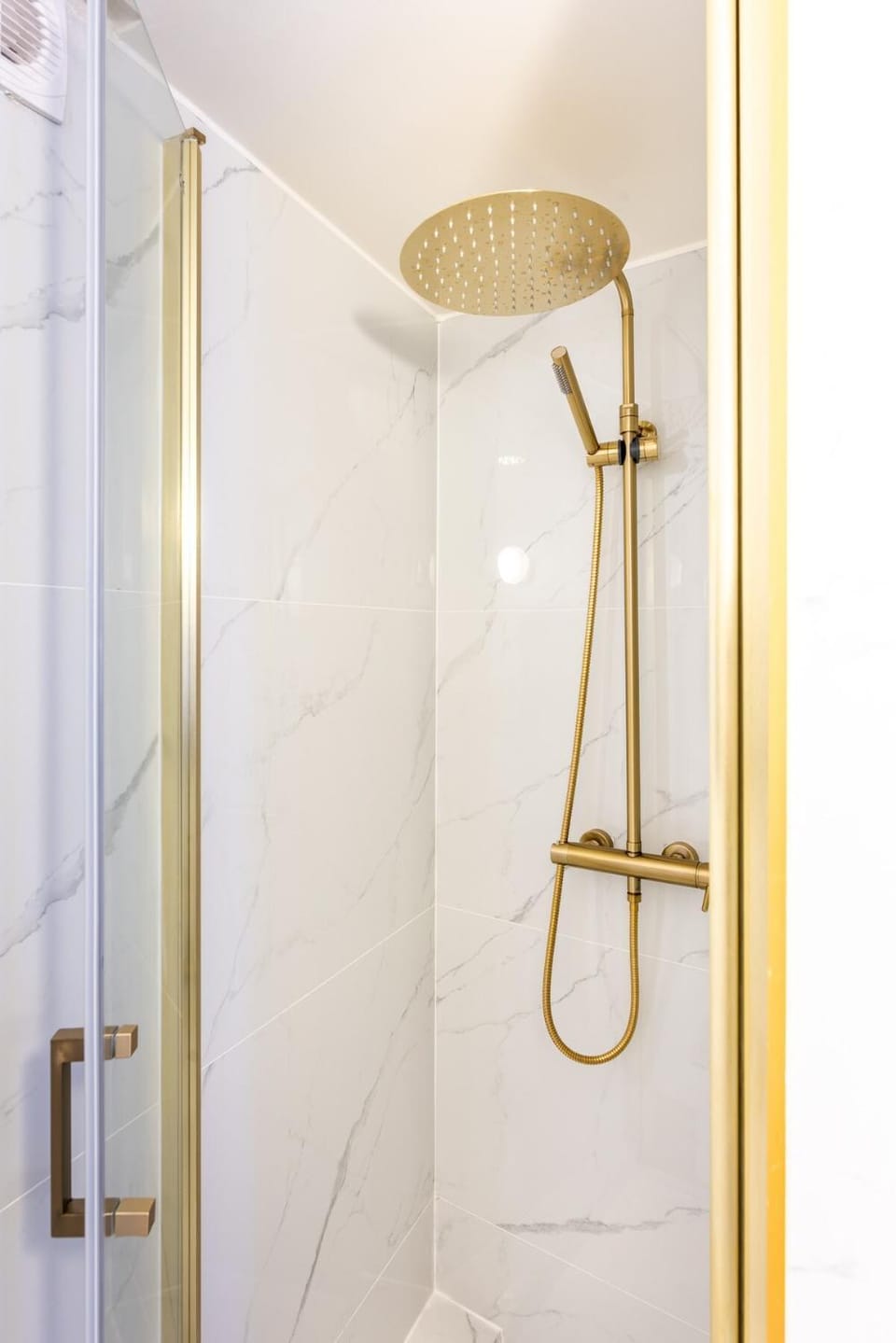 Studio élégant esprit Loft avec AC Apartment in Paris