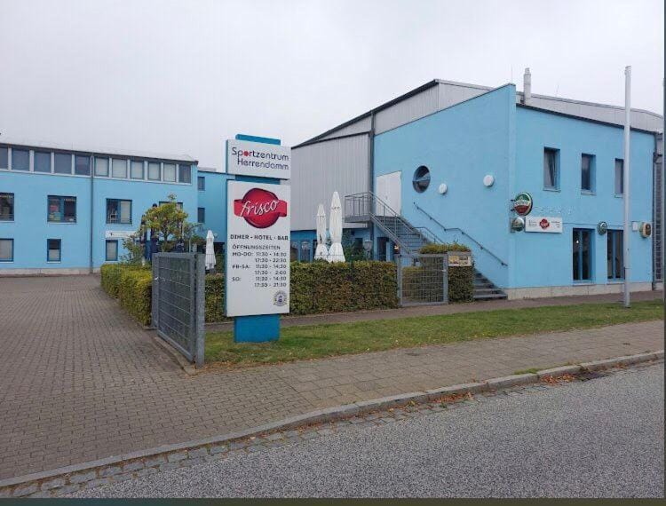 Frisco Motel in Lubeck
