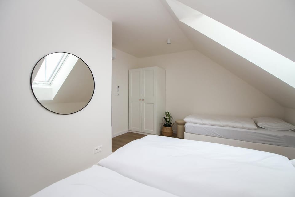 Bed, Bedroom, wardrobe