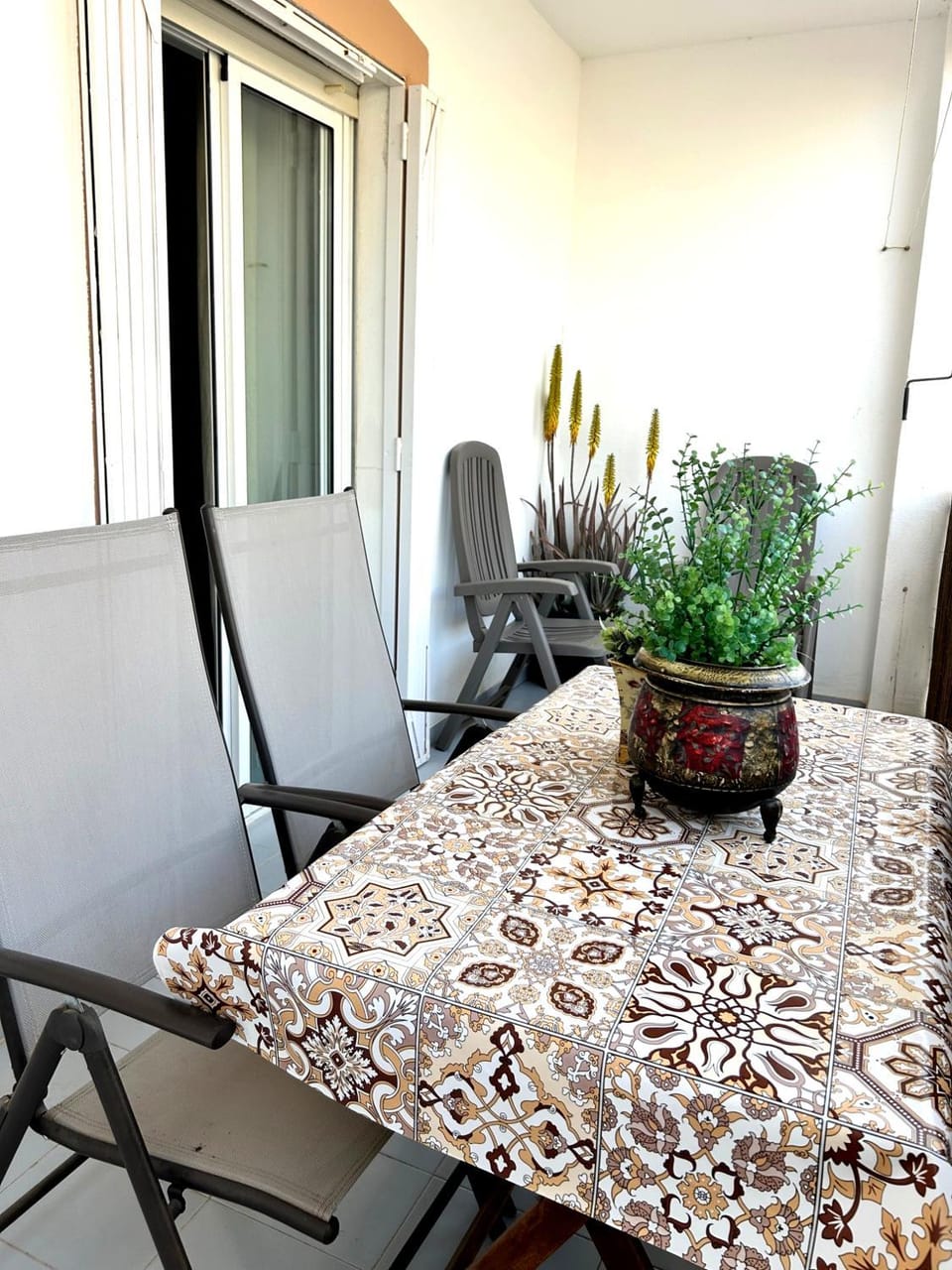 Balcony/Terrace, Balcony/Terrace