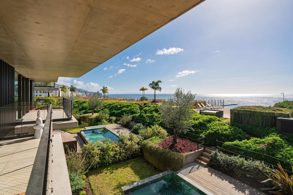 Day, Garden, Pool view, Sea view