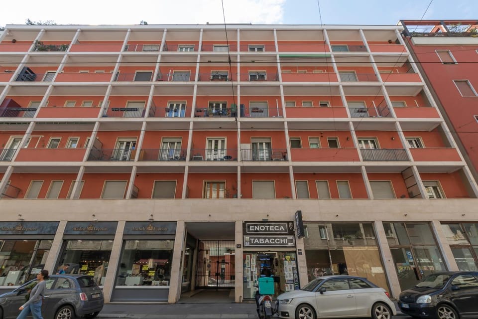 I Host Apartment - Coni Zugna 58 Apartment in Milan