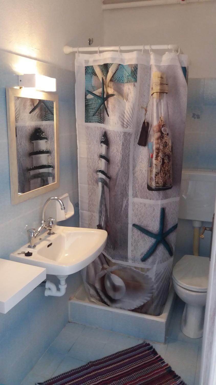 Shower, Toilet, Bathroom