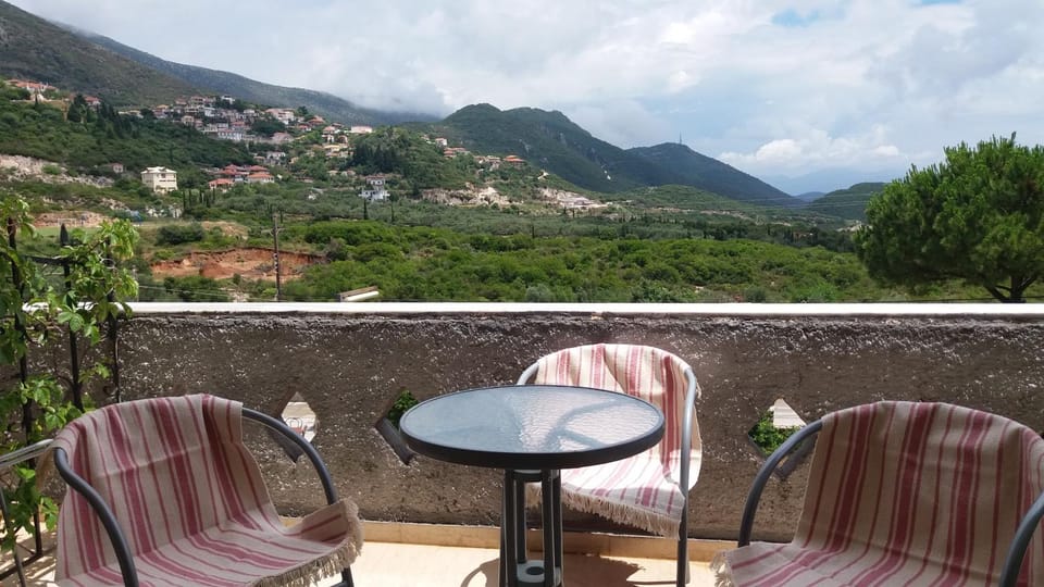 Natural landscape, View (from property/room), Balcony/Terrace, Mountain view