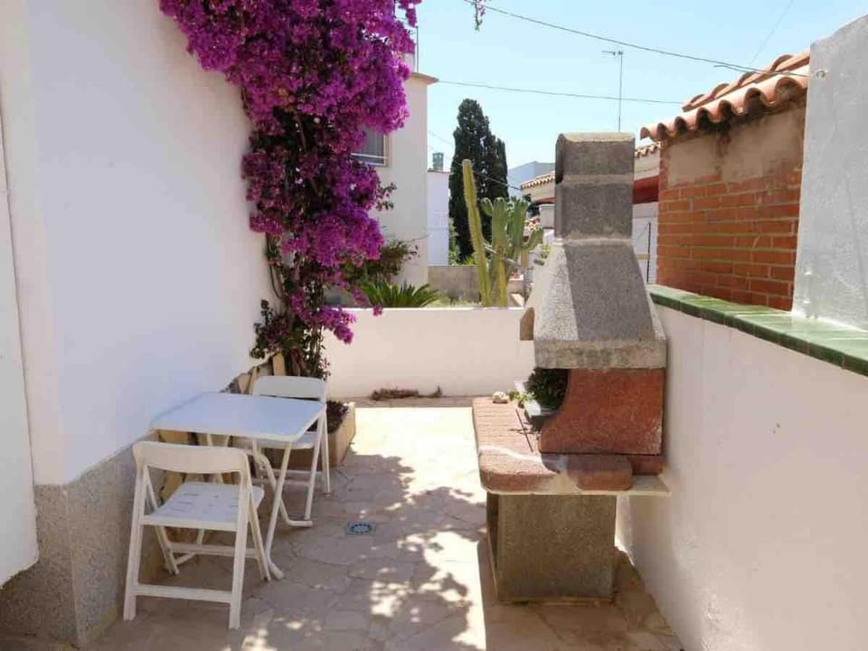 Aiguamoll House in Montsià