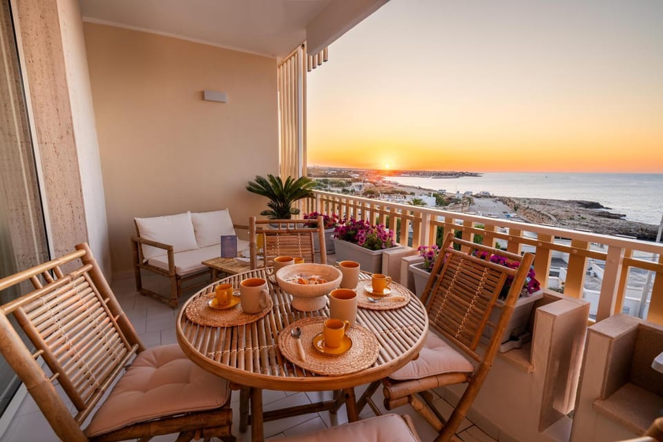 Natural landscape, View (from property/room), Balcony/Terrace, Balcony/Terrace, Sea view