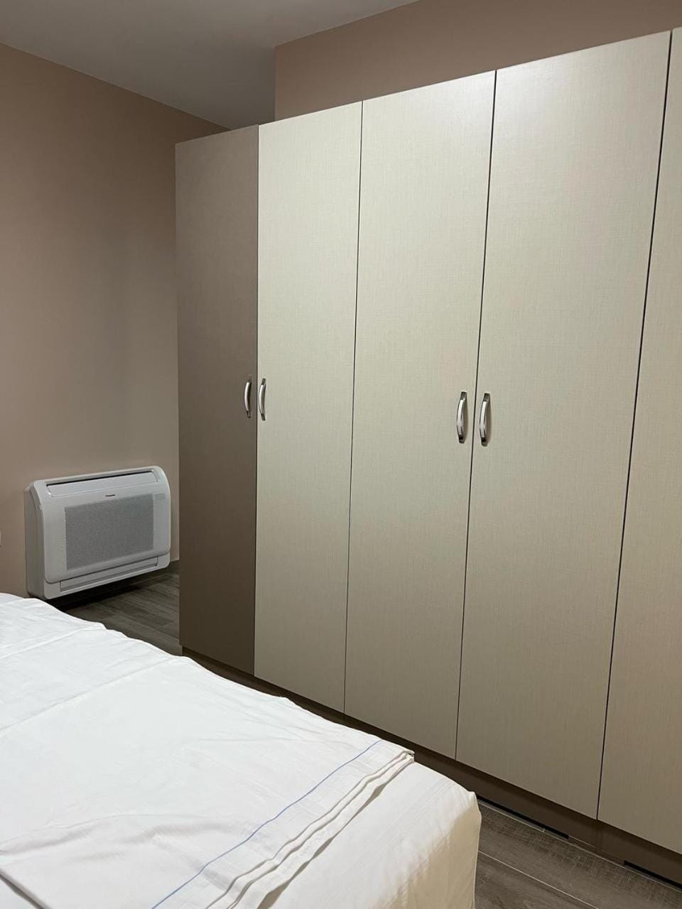 Bed, Bedroom, wardrobe