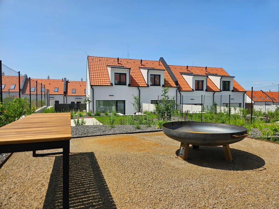 Garden, Garden