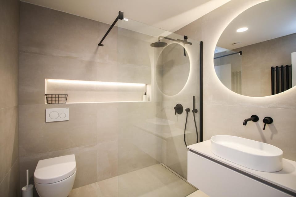 Shower, Bathroom