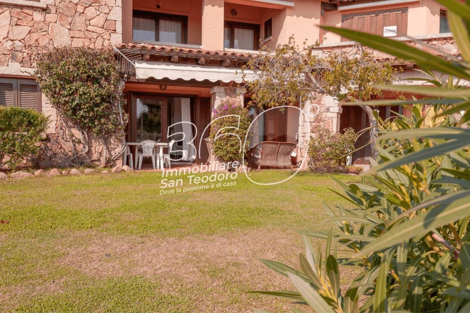 Garden, Balcony/Terrace