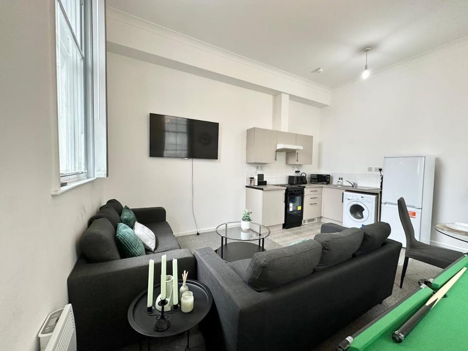 City Haven - 2 Bed in Sheffield - LuxeSuites Apartment in Sheffield