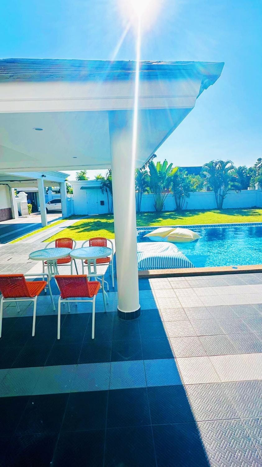 芭提雅别墅酒店 Villa in Pattaya City