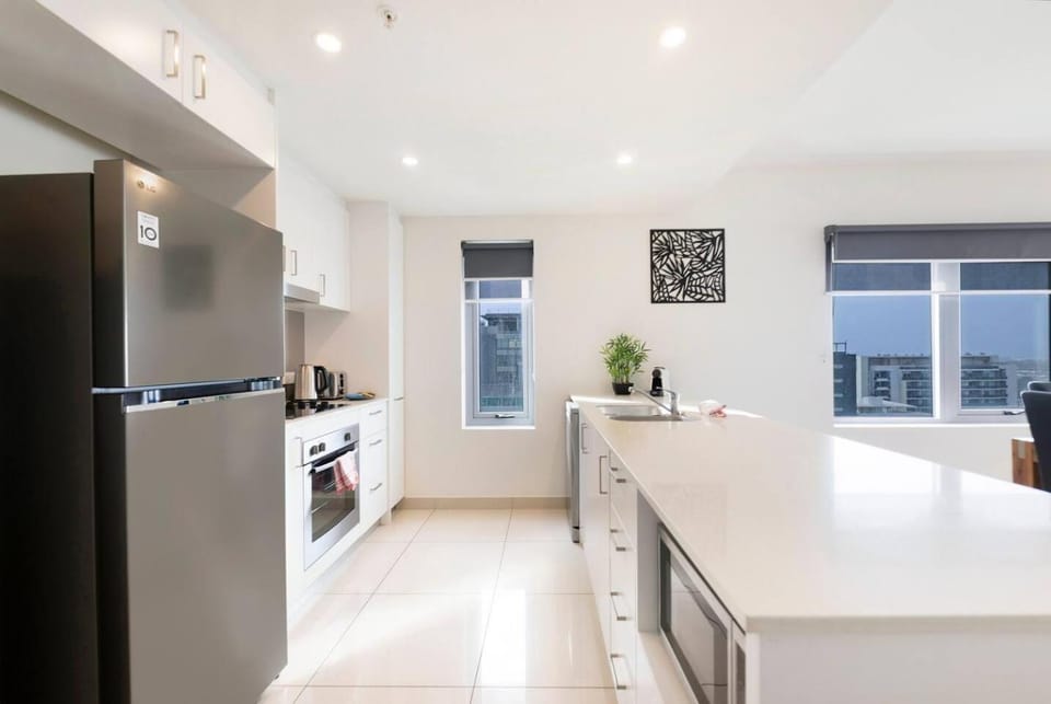 Kitchen or kitchenette, Other, oven