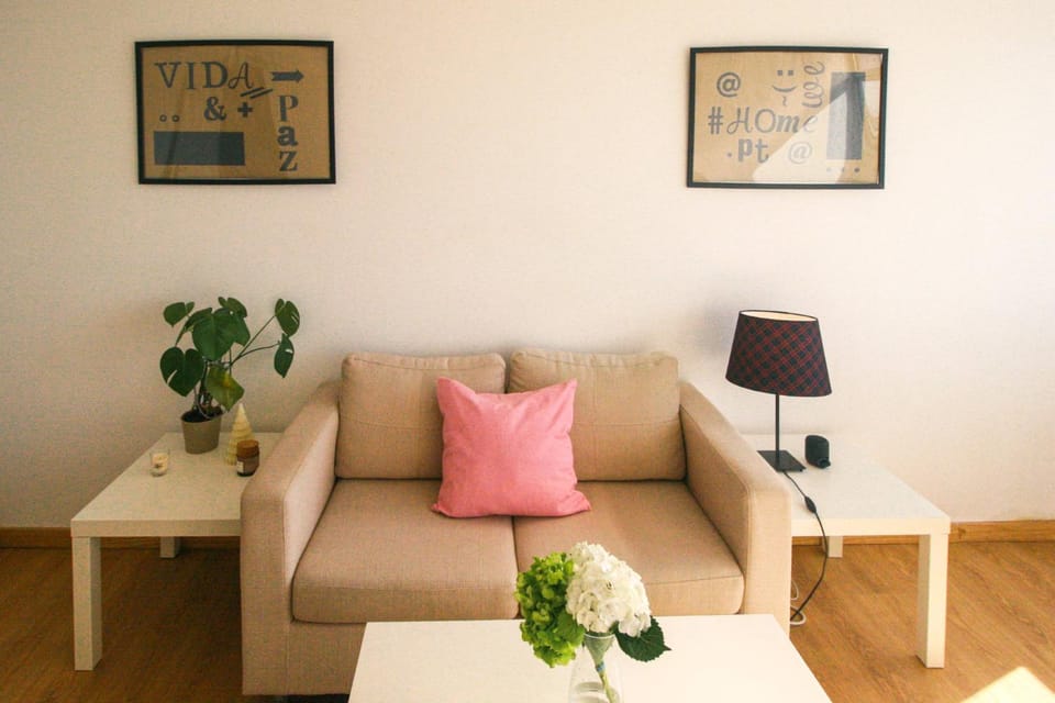 Queluz Apartment Bed and Breakfast in Lisbon District